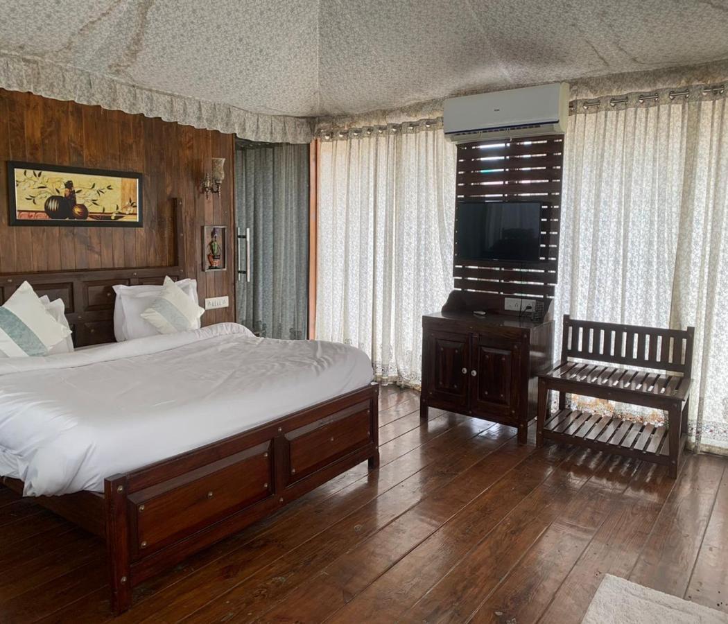 Nature Kalp Resort And Spa,พุชการ์ ภายนอก รูปภาพ
